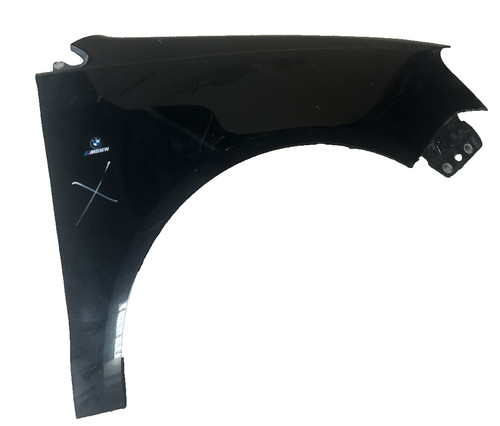 VW Polo 9N3 1.2 Farbe Schwarz L041 Kotflügel Rechts ohne Anbauteile 52984