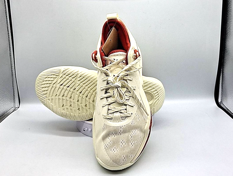 Asics Basketball shoes NOVA SURGE LOW 2 Ivory/Chili Flake 1061A051
