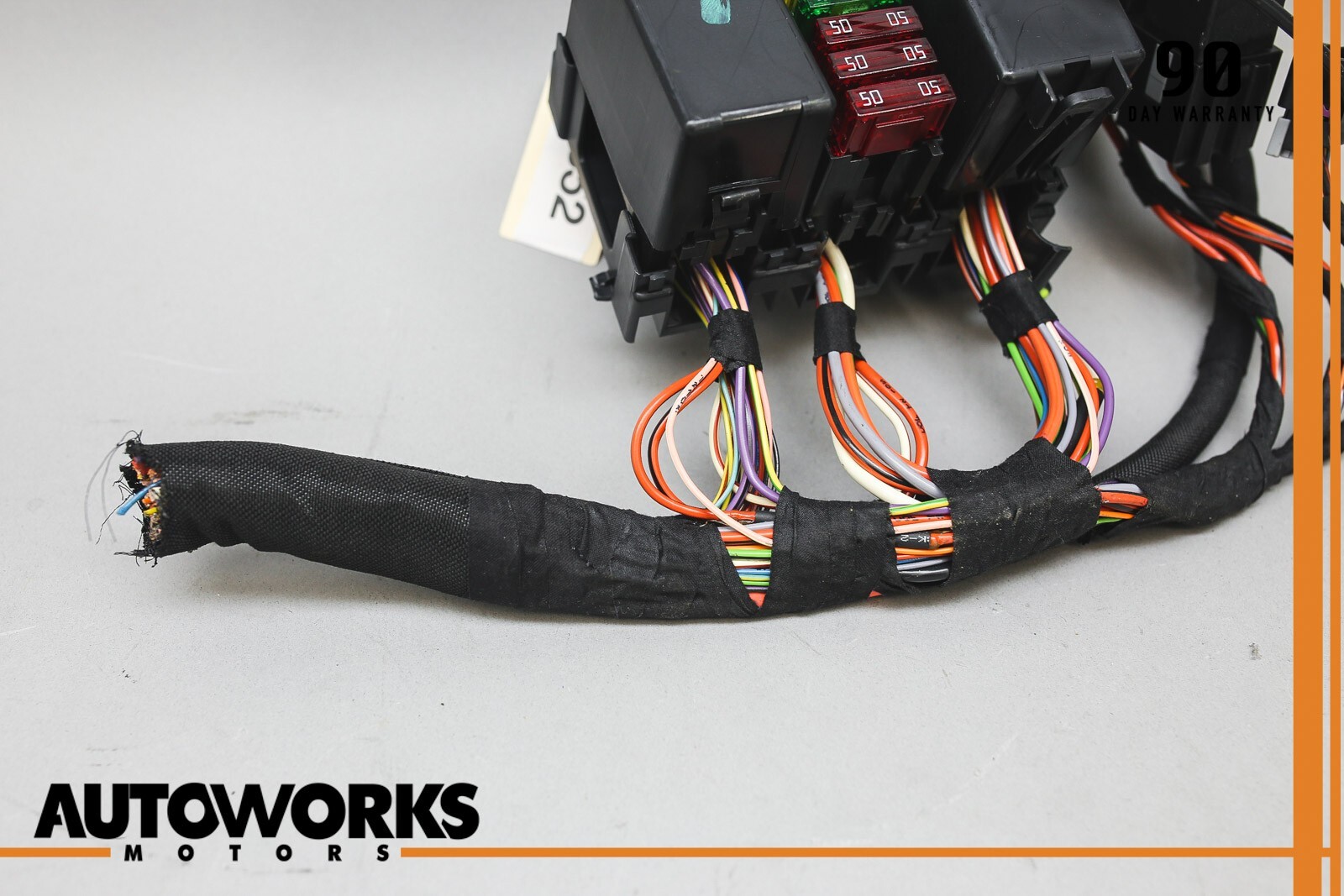 04-08 Maserati Quattroporte M139 Rear Trunk Lid Fuse Relay Junction Box OEM