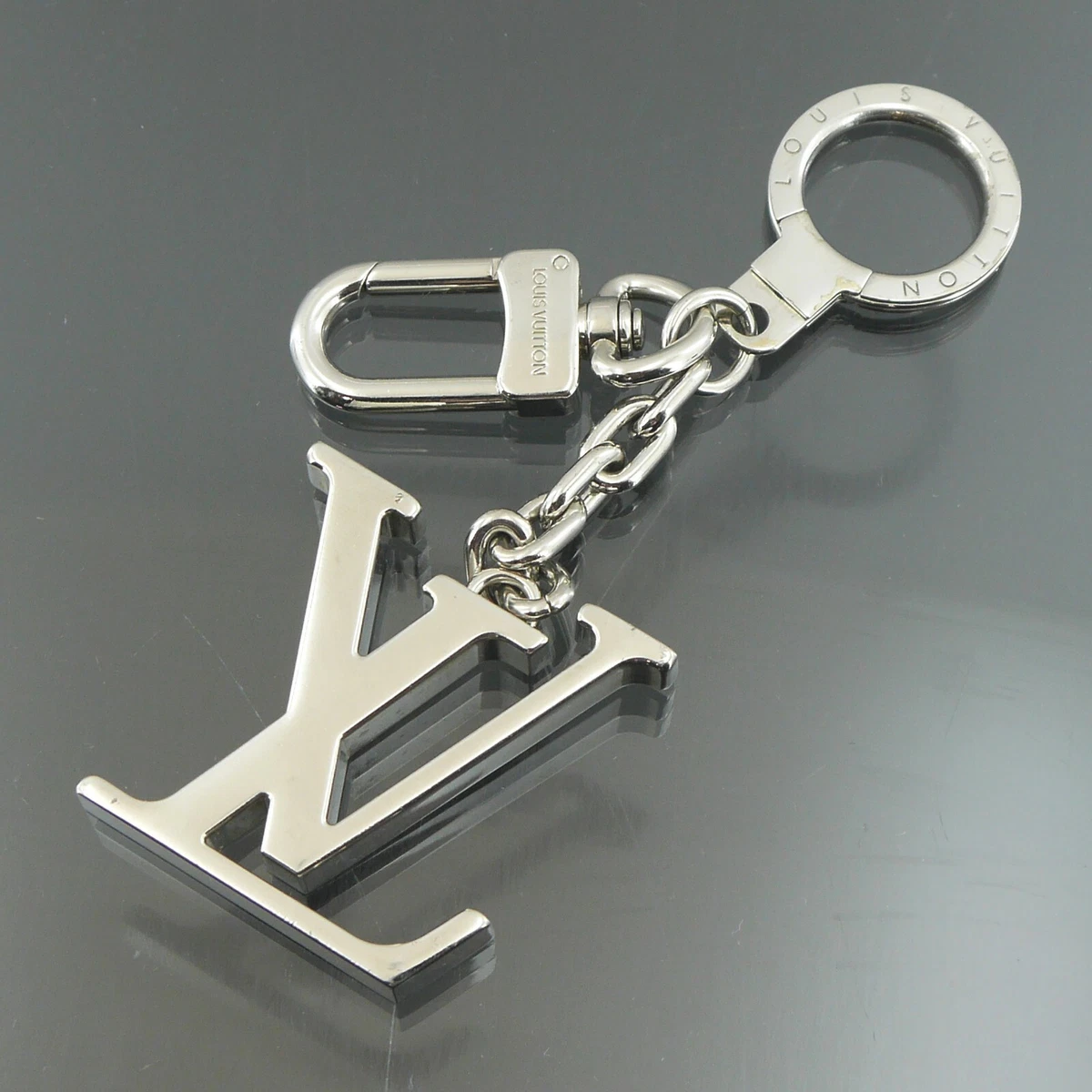 Silver Initiales Key Holder