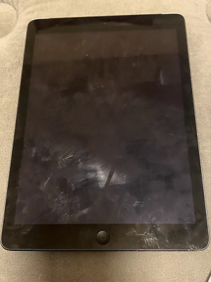Apple iPad Air 1st Gen. 16GB, Wi-Fi + Cellular (Unlocked), 9.7in - Space Gray