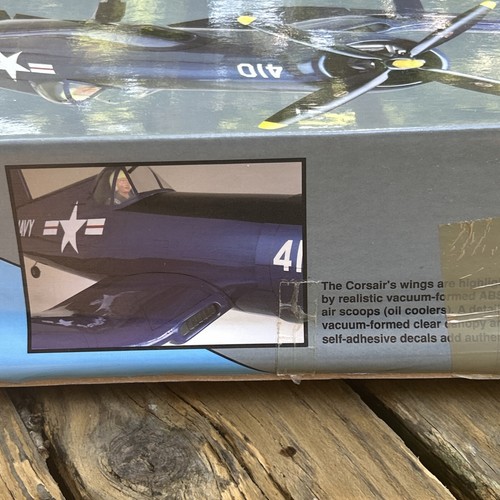 Top Flite F4U Corsair .60 Size Sport-Scale RC Aircraft Kit Gold Ed., Unassembled - Picture 10 of 14