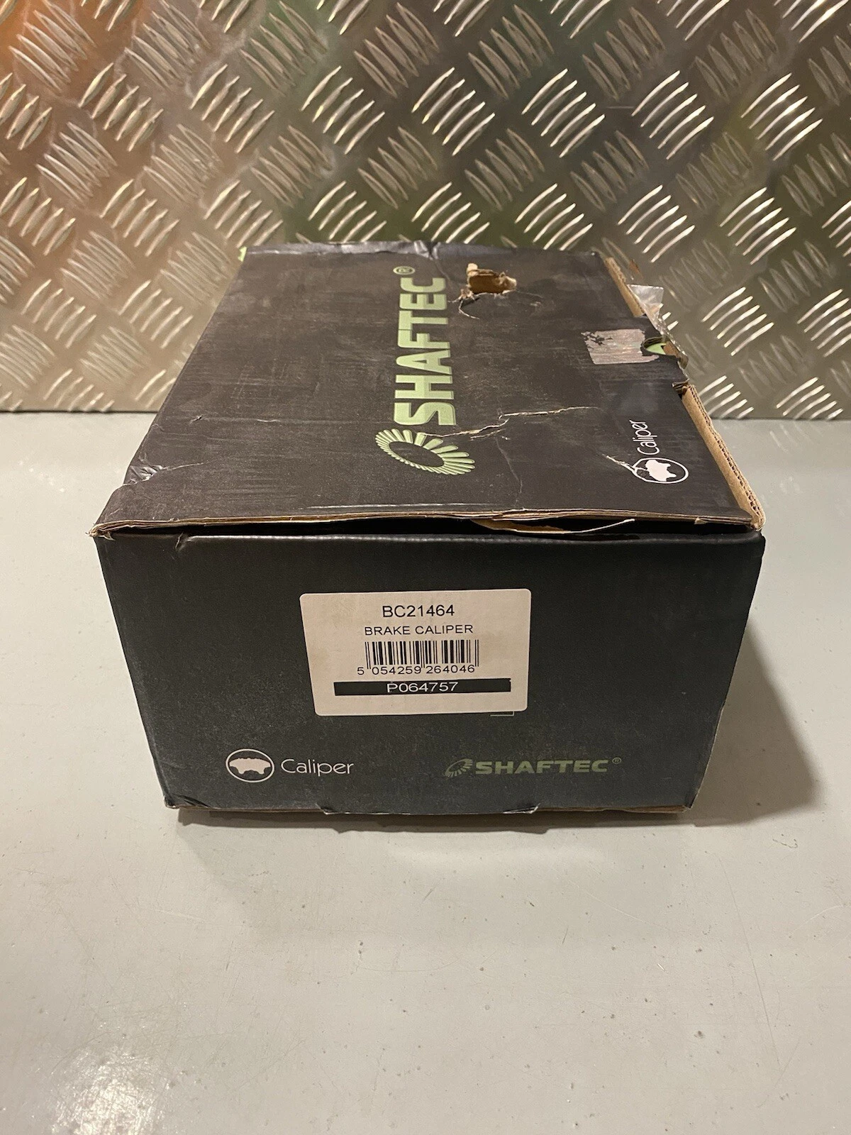 Shaftec BC21464 Brake Caliper For Toyota Hilux Brand New Box Open