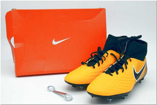 nike mens football boots sale