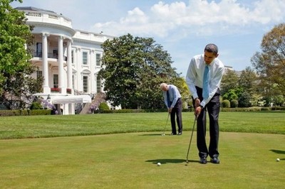 President Barack Obama and Joe Biden golf White House - 8'' x 10'' Photo Print