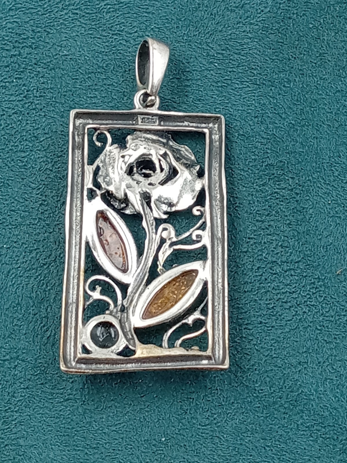 Sterling Silver Rectangular Pendant w. Cutaway Ro… - image 3
