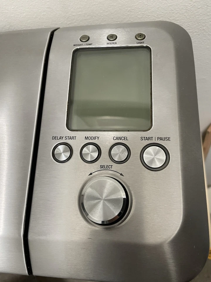 Breville Bread Maker BBM800XL Pre-Owned, Bucket and Paddles, Works, No Box - Image 3 of 4