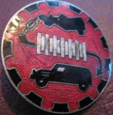 INSIGNE ARTILLERIE PARC DE REPARATION  OU RAVITAILLEMENT AUTO.