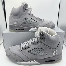 Size 10.5 - Air Jordan 5 Retro Wolf Grey 2026 DD0587-002 Pre-Owned