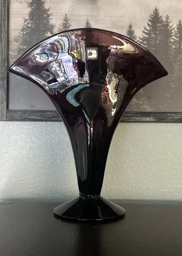 Blenko amethyst 12” Pinched Vase With Sticker Intact Pristine Vintage glass