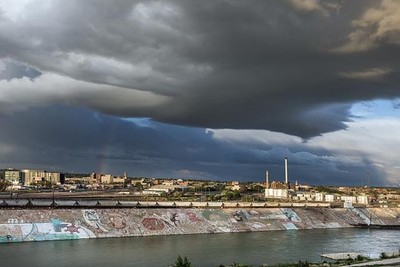 Photo:Pueblo Colorado 2015 Arkansas River Rainbow Storm Skyline Levee
