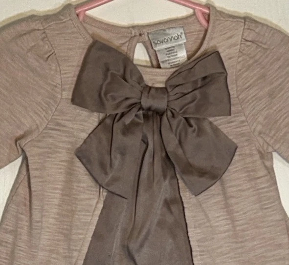 Vestido Savannah bebê menina 6M manga longa champanhe/marrom arco painel frontal botão - Imagem 3 de 4