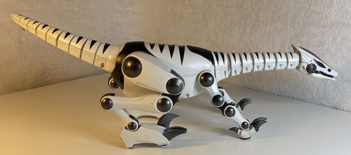 WOW WEE ROBORAPTOR WEISS SCHWARZ INTERAKTIVER DINOSAURIER 28" ROBOTER OHNE FERNBEDIENUNG, FUNKTIONIERT - Bild 6 von 12