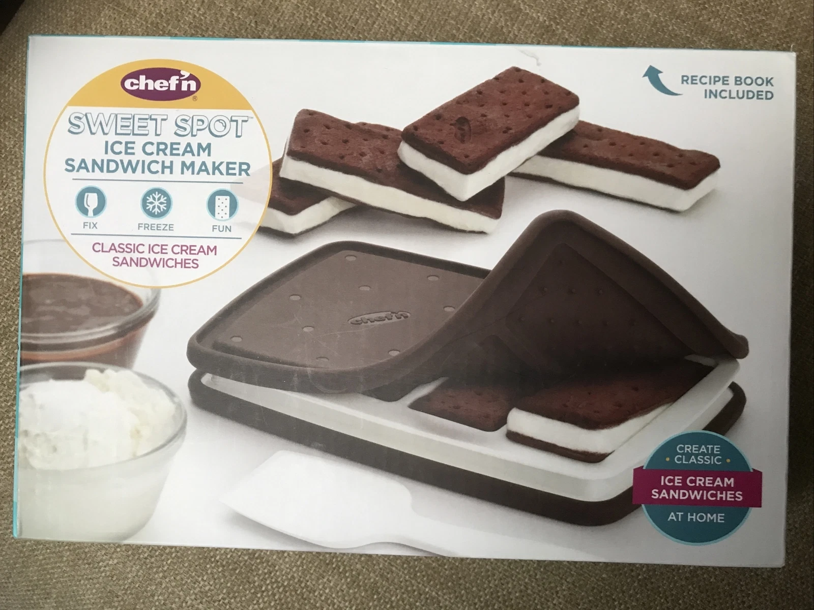 Chef’n- Sweet Spot Ice Cream Sandwich Maker