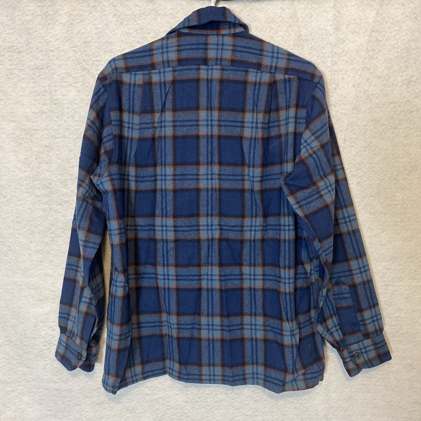 Pendleton Long Sleeve Wool size Medium Button Dow… - image 4