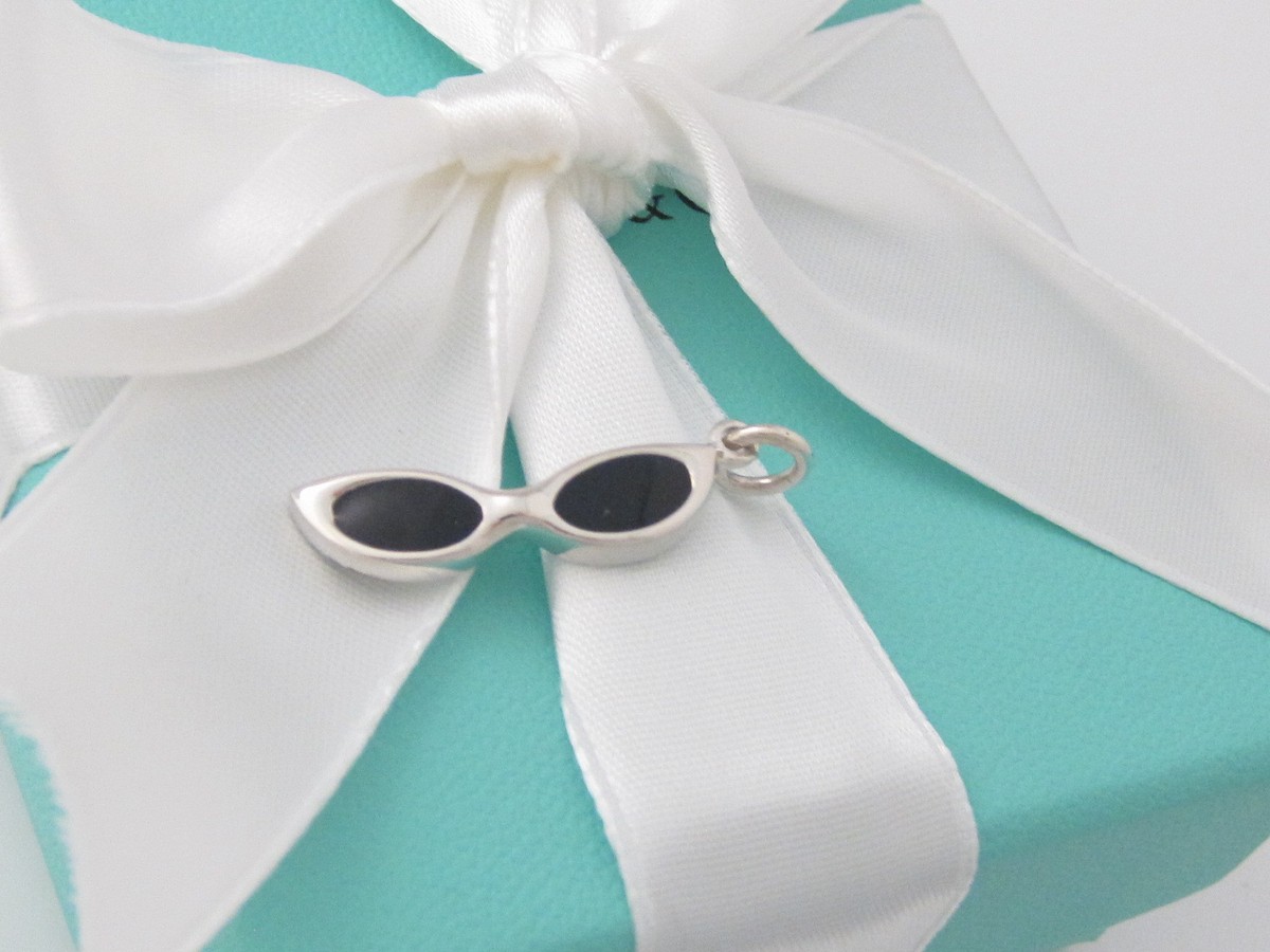 Rare New Tiffany & Co Silver Sunglasses Charm For Necklace  display picture 1