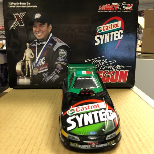 Tony Pedregon Castrol Syntec 2002 Mustang Funny Car 1:24 1 De 3,048 102446 - Imagen 2 de 8