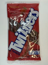 🍭 Twizzlers Strawberry Licorice Candy Bag FRESH - Comb.SHIP +$1/ea