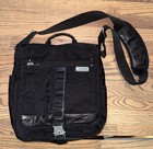 Bandolera navaja suiza Victorinox Precision Gear negra para hombre