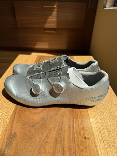 Pas normal Fizik Road Shoe Size 44 - Picture 2 of 4