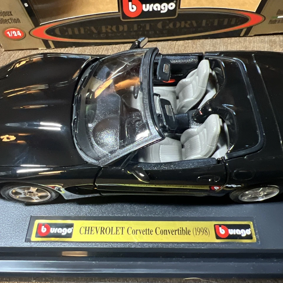 Chevrolet Corvette 1998 convertible negro 1:24 colección Bijoux 1576 Bburago Foto 2 de 4