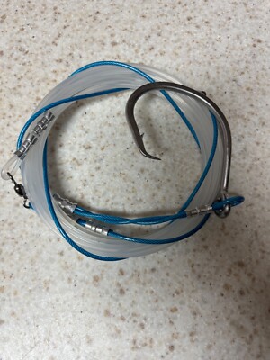 blue shark fishing hooks 24’ Shark fishing LEADER RIG 24/0 stainlesscircle hook 1000lb mono 4’ blue  steel
