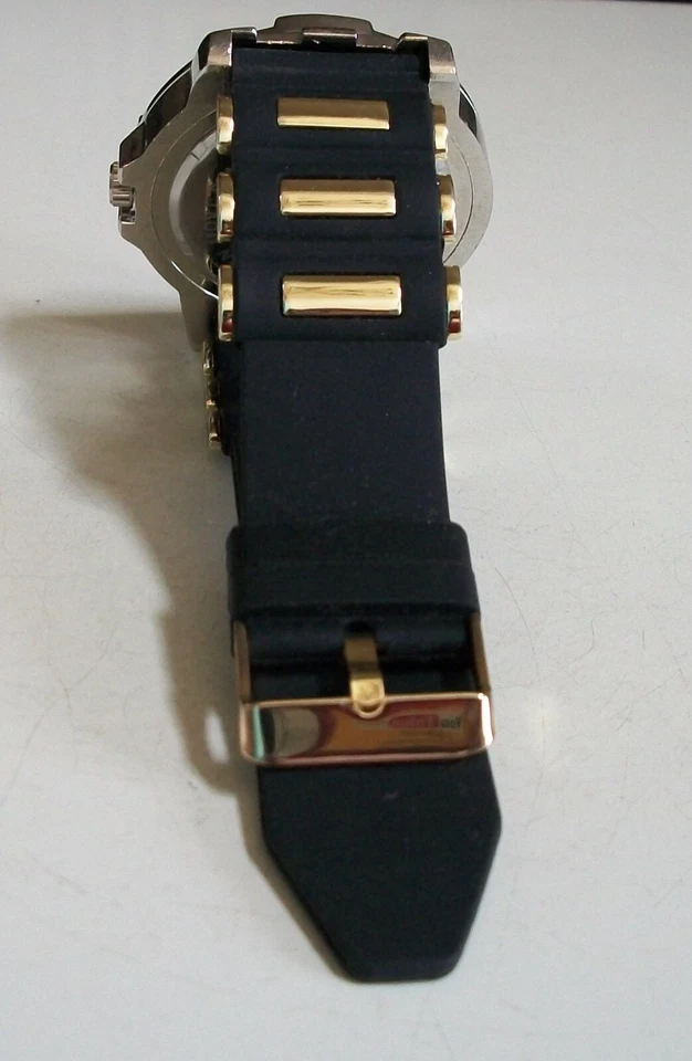 Men's Silver, Black & Gold Finish Silicone Band Fashion Hip Hop Watch - Image 4 of 4
