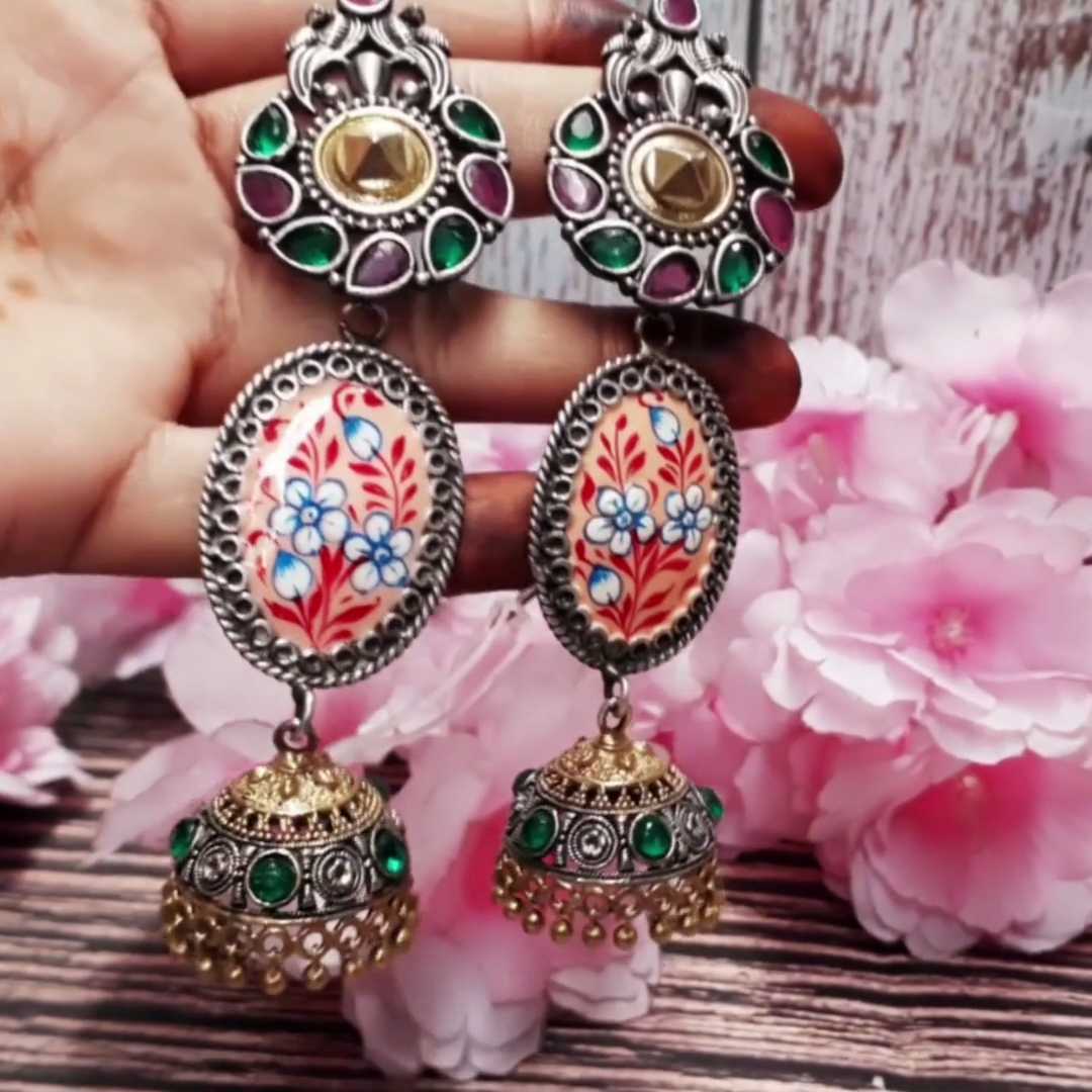 アート・デザイン・音楽 SOUTH-WESTERN INDIAN JEWELRY アート・デザイン・音楽 Southwest Indians Evolving Designs