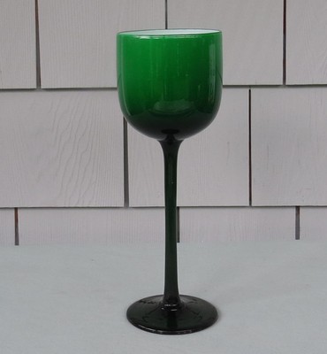 VINTAGE CARLO MORETTI TALL GREEN & WHITE CASED GLASS WINE