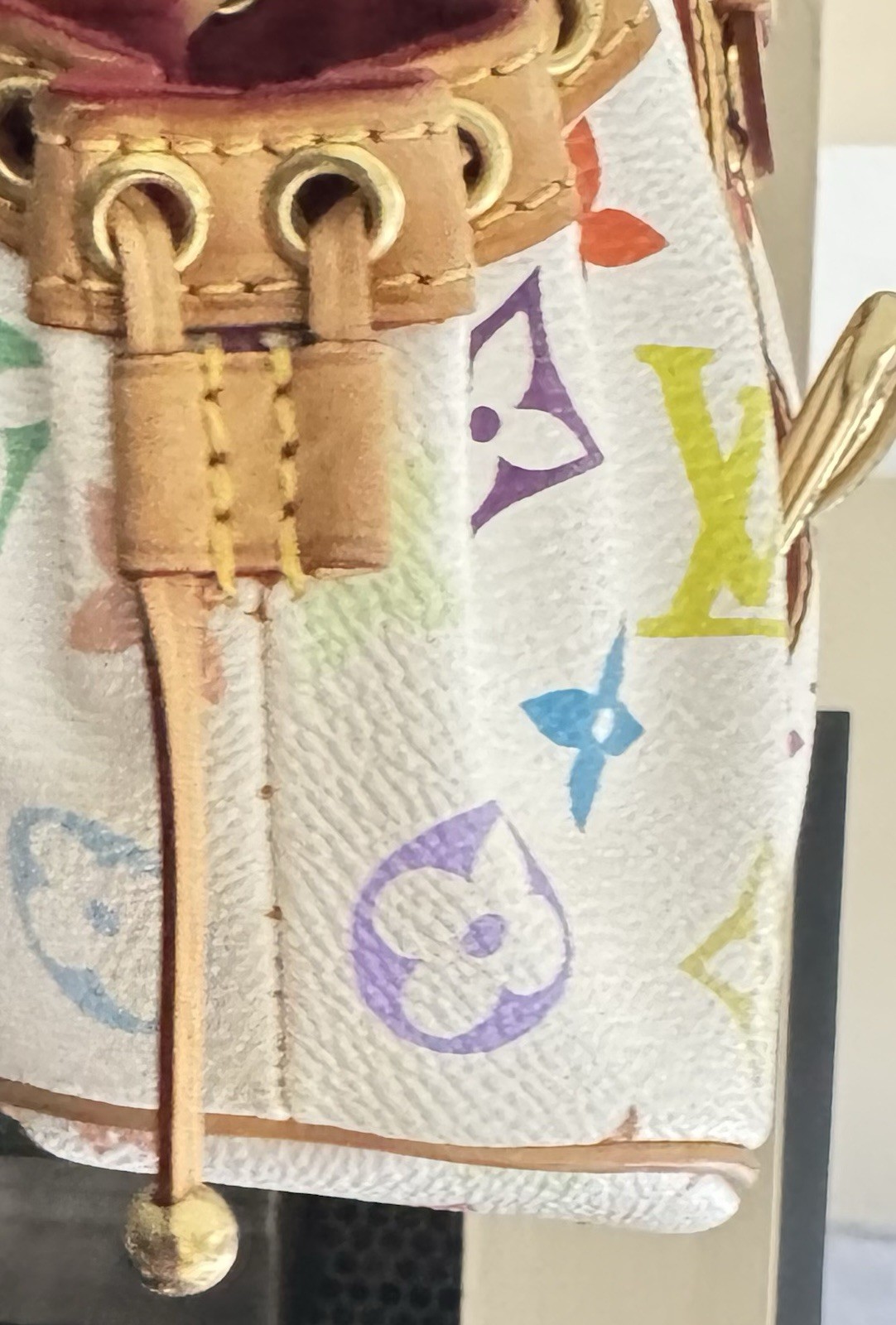 Louis Vuitton Monogram Theda PM White MultiColor Brown Leather Trim *RARE* Bag image 4