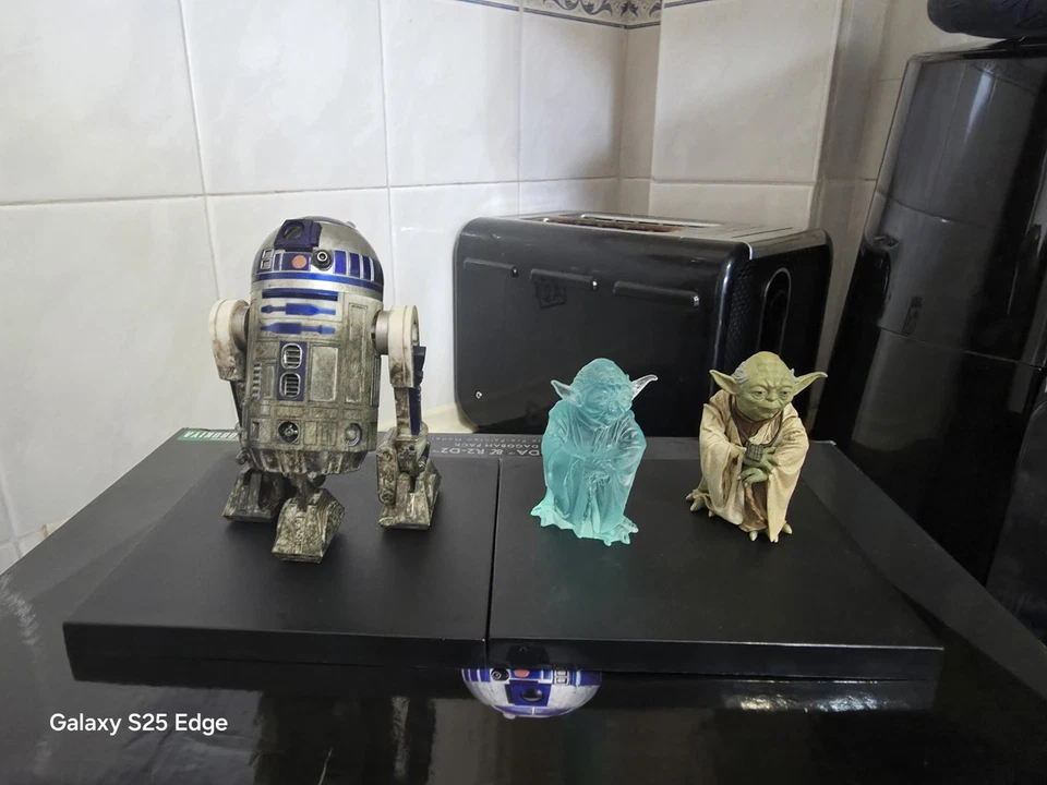 Star Wars Kotobukiya Yoda & R2-D2 Dagobah Pack ARTFX 1/10th Scale Model complete - Image 2 of 4