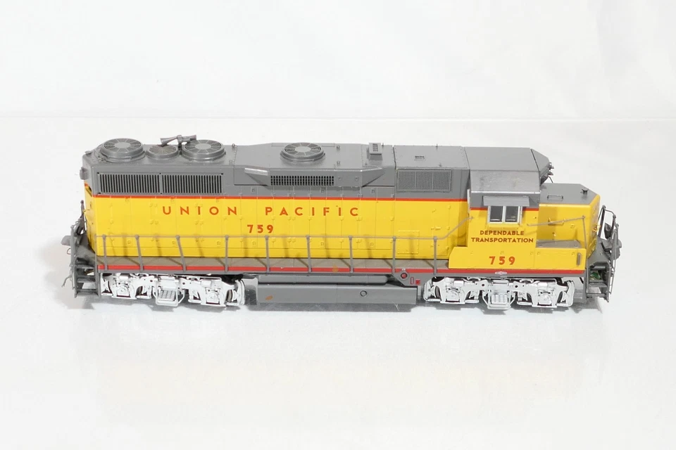 MTH 80-2174-1 HO Scale DCC+Sound Locomotive Union Pacific 759 GP-35 UP - Image 2 of 4