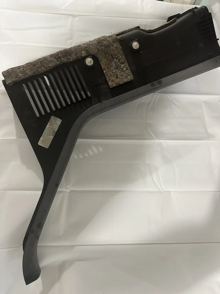 GMC Canyon RT 2011 cabina panel interior trasero inferior  Foto 3 de 3