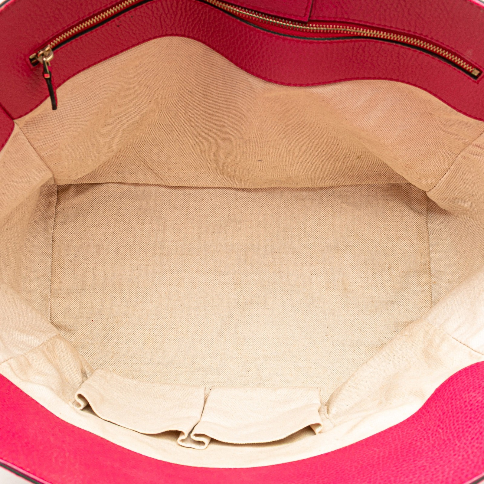 Authenticated Gucci Medium Leather Swing Tote Dar… - image 4