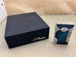 Judd's Very Nice Blue & Silver Dupont Lighter Original Box