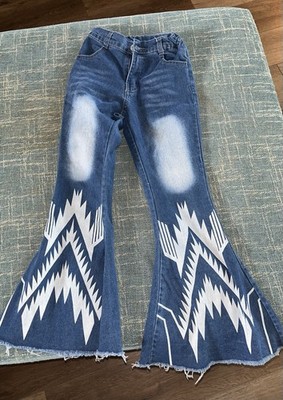 Flared Girls Blue Denim Jeans Geometric Embroidered Size 10-12T Medium Wash