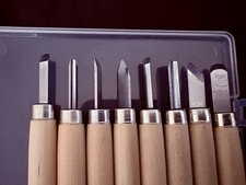 Sculpting and Carving Tools Set 7pcs with woo...