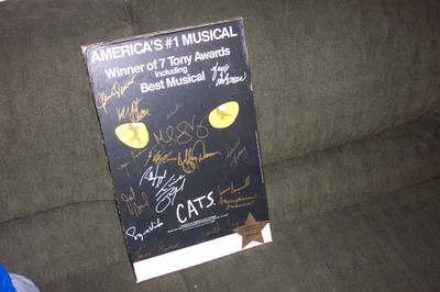 CATS BROADWAY MUSICAL ''FINAL SHOW'' POSTER CAST SIGNED AUTOGRAPHED POSTER LOBBY