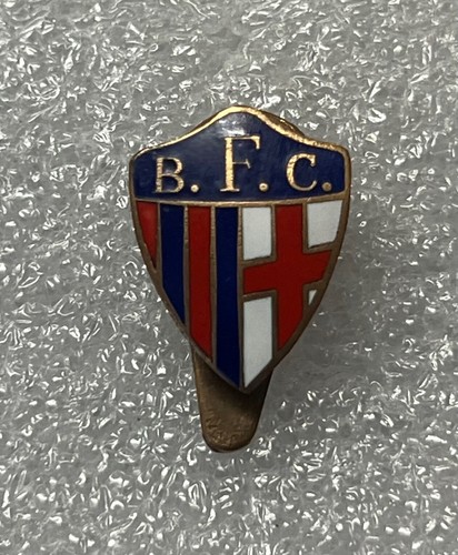 Seltene Pin Anstecker ITALIEN BOLOGNA F.C. ITALIA Knopfloch Emaille auf Rückseite gemarkt blau