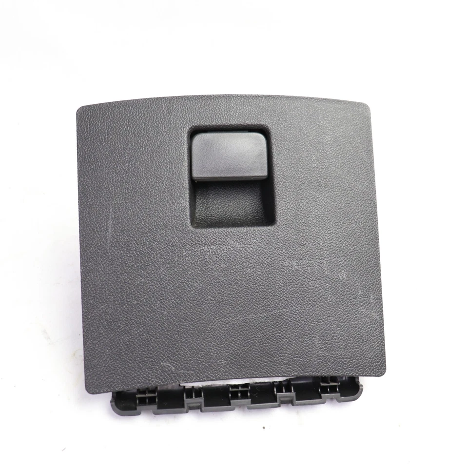 08 SATURN OUTLOOK Rear Console Cupholder Cup Holder Outlet 15948610 - Image 2 of 4