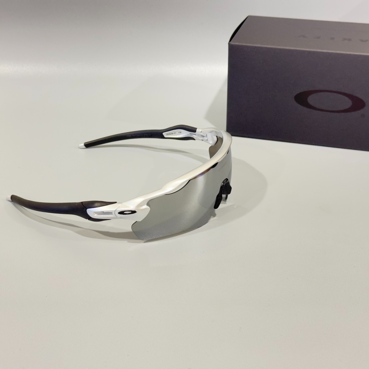 Oakley Radar EV Path Sunglasses Silver Frame Mirrored W/PRIZM