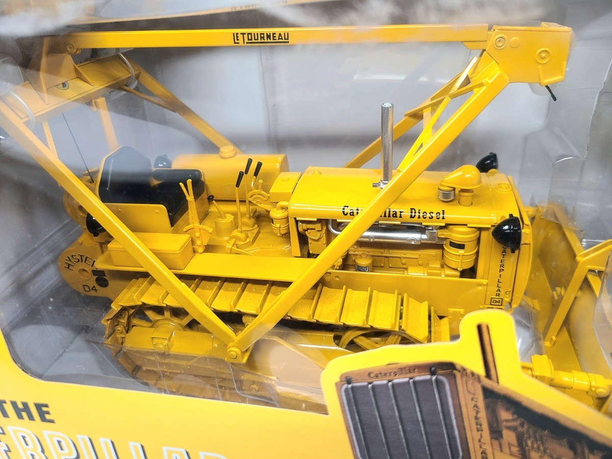 Caterpillar Cat D4 2T LeTourneau Blade Winch - SpecCast 1:16 Scale