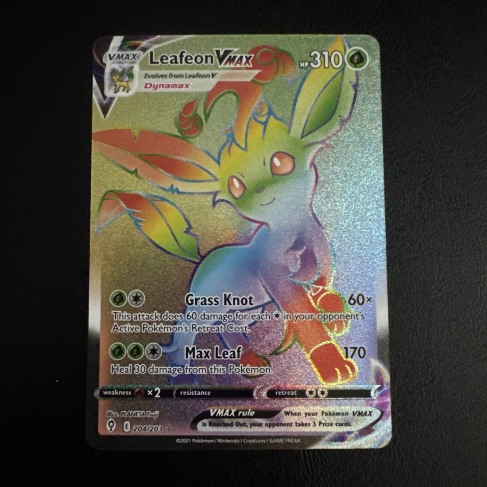 Pokemon Leafeon VMAX - 204/203 - Secret Rare NM-Mint Evolving Skies