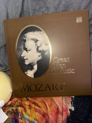 WOLFGANG AMADEUS MOZART  Time Life Great Men of Music Vinyl Box Set 4 LP Booklet