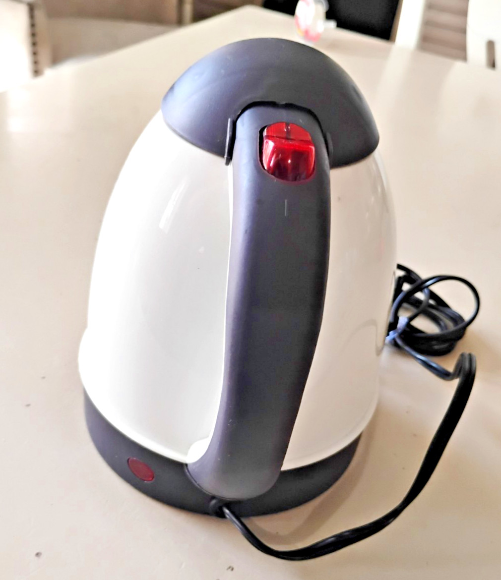 Truckers 24 Volt DC 1,000 Milliliter 1 Liter Portable Electric Travel Kettle