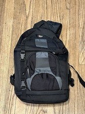 Lowepro SlingShot 200AW Camera SlingPack - Black