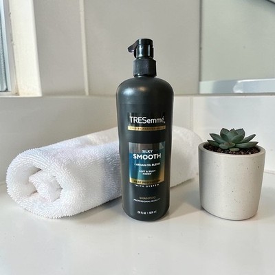 TRESemme Silky Smooth Shampoo Unisex 28 fl oz Argan Oil Heat Protection Pump NEW