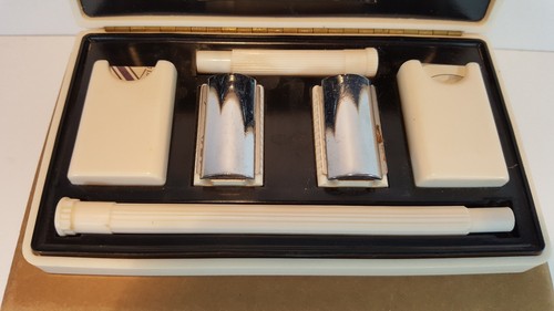 RARE VINTAGE GBS SUPER SAFETY ROANOID CASED RAZOR SHAVING SET 1936 - NEAR MINT - Picture 2 of 12