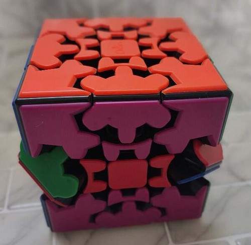 Gear Cube XXL Puzzle Cube Juego Multicolor Juguete Alemán Grande Shesterenchetaya - Imagen 2 de 4