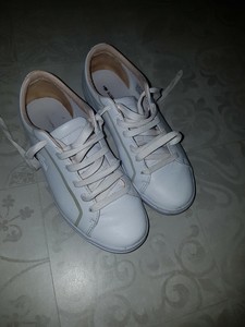lacoste white pumps